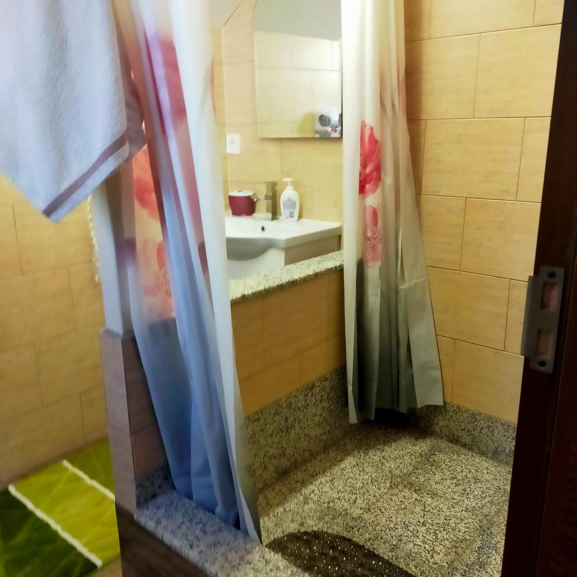 Casa Luna Gura Humorului Kamer foto